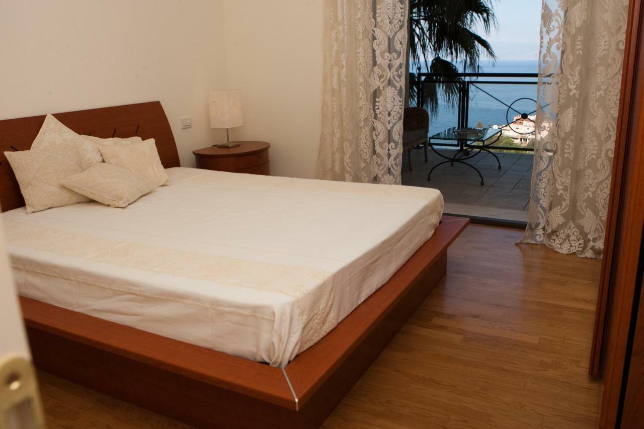 Taormina Seaview Apartment - Taormina Holidays מראה חיצוני תמונה